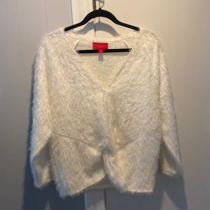 Jennifer Lopez super soft, light weight V-neck sweater.